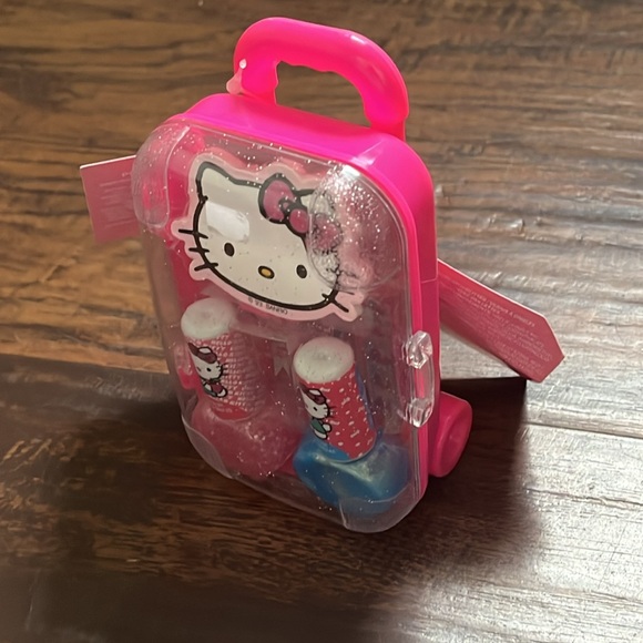 BNWT sanrio hello kitty nail kit - two nail polish, nail file, srickers & case - Picture 1 of 5